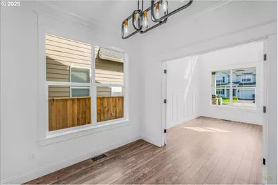 14641 SE Thornapple Ln, Milwaukie, OR 97267 - Photo 8