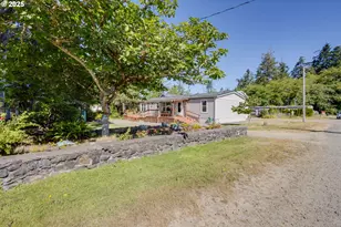 977 S Harbor St, Rockaway Beach, OR 97136 - Photo 26