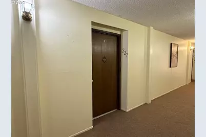 950 Evergreen Rd #227, Woodburn, OR 97071 - Photo 14