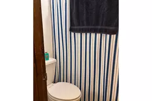 950 Evergreen Rd, Woodburn, OR 97071 - Photo 8