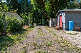 12407 Hwy 36, Swisshome, OR 97480 - Photo 14