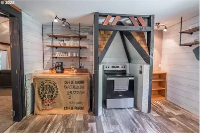 12407 Highway 36, Swisshome, OR 97480 - Photo 26