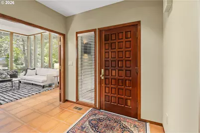4273 Sundew Ct, Lake Oswego, OR 97035 - Photo 4