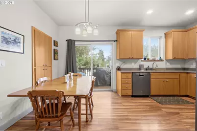 87977 10th St, Veneta, OR 97487 - Photo 10