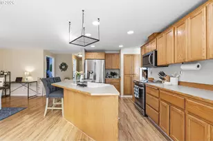 227 W 14th St, Lafayette, OR 97127 - Photo 18