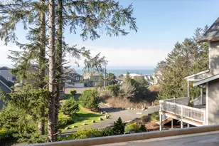 2160 SW Coast Ave, Lincoln City, OR 97367 - Photo 36