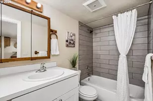 1274 W 5th Ave, Eugene, OR 97402 - Photo 30