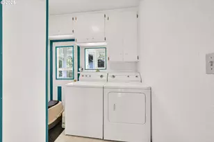 1878 Trails End Ln, Sutherlin, OR 97479 - Photo 16