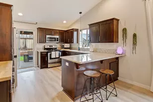 1722 Elk River St NW, Salem, OR 97304 - Photo 12