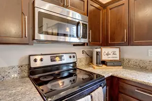 1722 Elk River St NW, Salem, OR 97304 - Photo 16