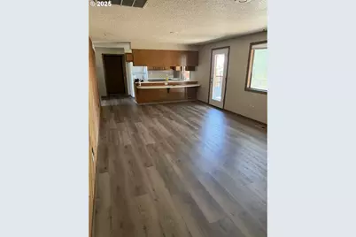 370 Monroe St, Umatilla, OR 97882 - Photo 2