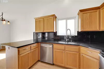 589 Mary Neal Ln, Creswell, OR 97426 - Photo 14