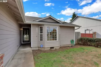 589 Mary Neal Ln, Creswell, OR 97426 - Photo 4