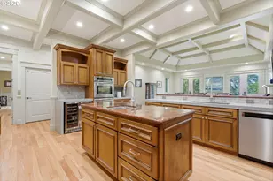 17410 Upper Cherry Ln, Lake Oswego, OR 97034 - Photo 8