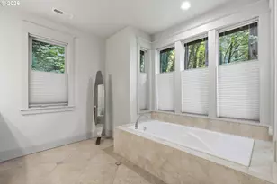 17410 Upper Cherry Ln, Lake Oswego, OR 97034 - Photo 20