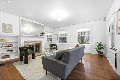 2451 SE Salmon St, Portland, OR 97214 - Photo 2
