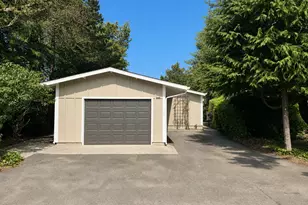 1600 Rhododendron Dr, Florence, OR 97439 - Photo 2
