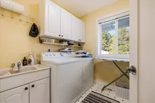 4217 Albert Cir, Lake Oswego, OR 97035 - Photo 28