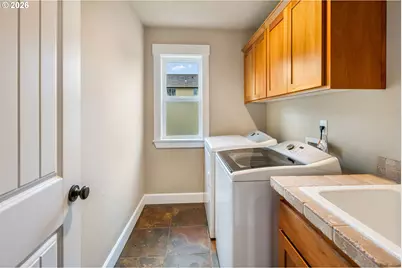 3796 Illahe Hill Rd S, Salem, OR 97302 - Photo 22