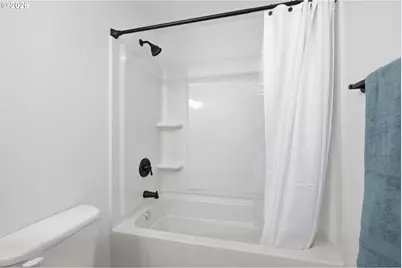 835 Bobolink Ave, Eugene, OR 97404 - Photo 14