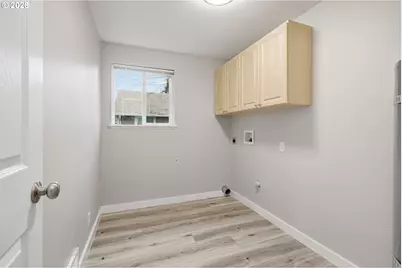 835 Bobolink Ave, Eugene, OR 97404 - Photo 10