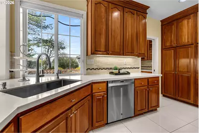 11494 NW Blackhawk Dr, Portland, OR 97229 - Photo 8