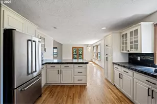 3955 Sunset Hills Dr, Turner, OR 97392 - Photo 8