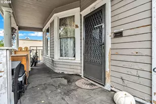 1736 SE 7th Ave, Portland, OR 97214 - Photo 4