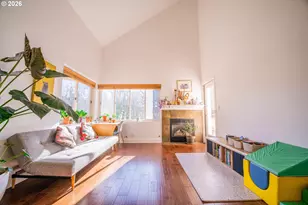 6605 W Burnside St, Portland, OR 97210 - Photo 6