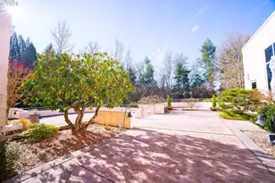 6605 W Burnside St, Portland, OR 97210 - Photo 32