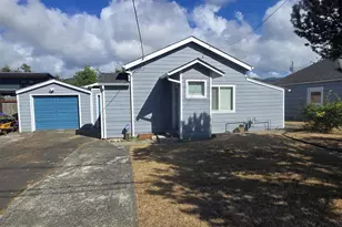 425 S Lincoln St, Seaside, OR 97138 - Photo 1