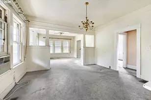 5218 NE 18th Ave, Portland, OR 97211 - Photo 8