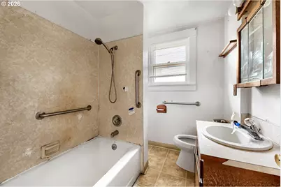 5218 NE 18th Ave, Portland, OR 97211 - Photo 16