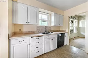 5218 NE 18th Ave, Portland, OR 97211 - Photo 12