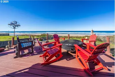 6225 NW Logan Rd, Lincoln City, OR 97367 - Photo 26