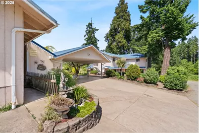 31762 Nichols Ln, Cottage Grove, OR 97424 - Photo 4