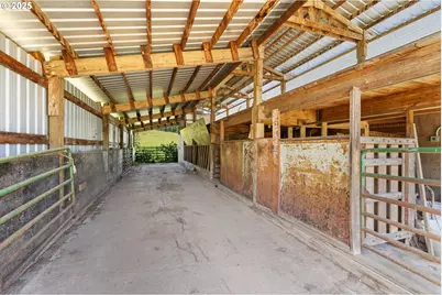 31762 Nichols Ln, Cottage Grove, OR 97424 - Photo 36