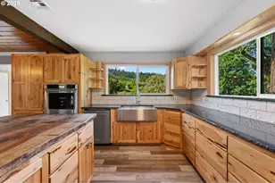 31762 Nichols Ln, Cottage Grove, OR 97424 - Photo 12