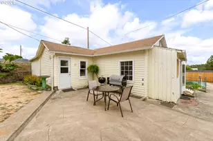 157 NE Spencer Ct, Roseburg, OR 97470 - Photo 32