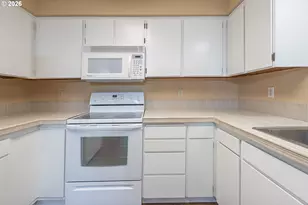 401 Madrona Ave SE, Salem, OR 97302 - Photo 8