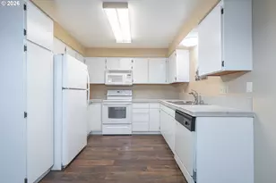 401 Madrona Ave SE, Salem, OR 97302 - Photo 4