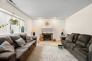 16085 NW Harriet Ct, Beaverton, OR 97006 - Photo 10