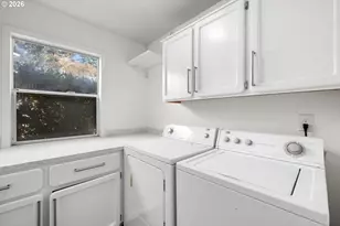 16085 NW Harriet Ct, Beaverton, OR 97006 - Photo 42