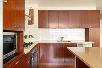 3570 S River Pkwy #1303, Portland, OR 97239 - Photo 12