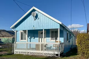 701 Y Ave, La Grande, OR 97850 - Photo 2