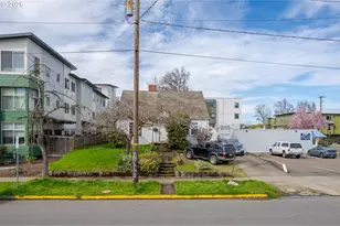 1828 Hilyard St, Eugene, OR 97401 - Photo 2