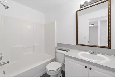 8405 NE 39th Ave, Vancouver, WA 98665 - Photo 32