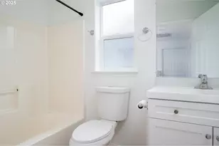 39380 Amherst St, Sandy, OR 97055 - Photo 32