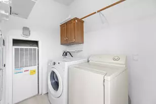 13250 SE Schiller St, Portland, OR 97236 - Photo 34