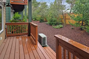 1690 32nd St, Florence, OR 97439 - Photo 34